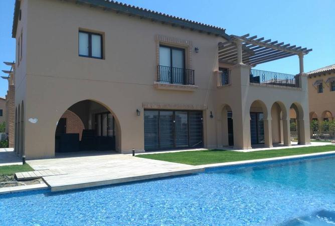 Villa For Sale In Marassi North Coast , 
