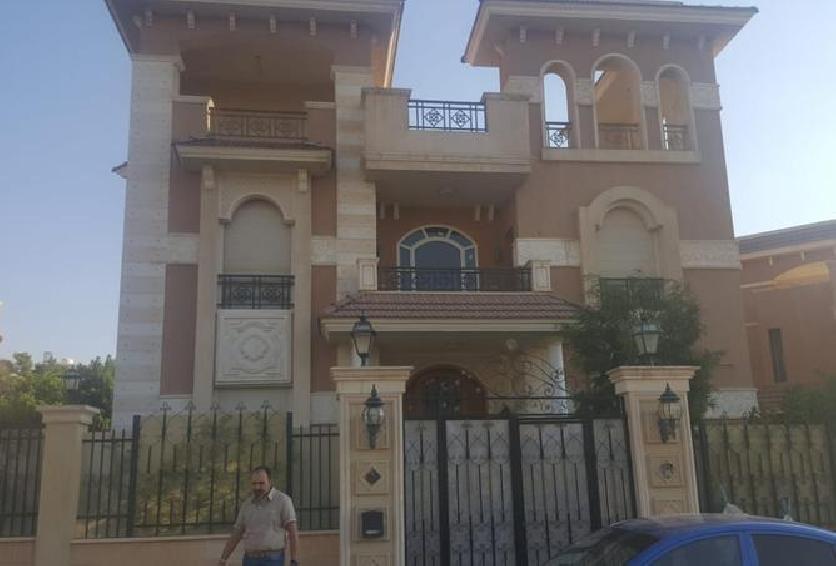 700 m Villa For Sale, Dyar Al Mokhabrat compound