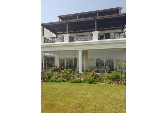 Villa For Sale 465m In Mountain View 2,.