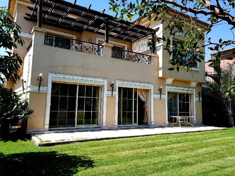 525m Villa For Sale in Lake View .......