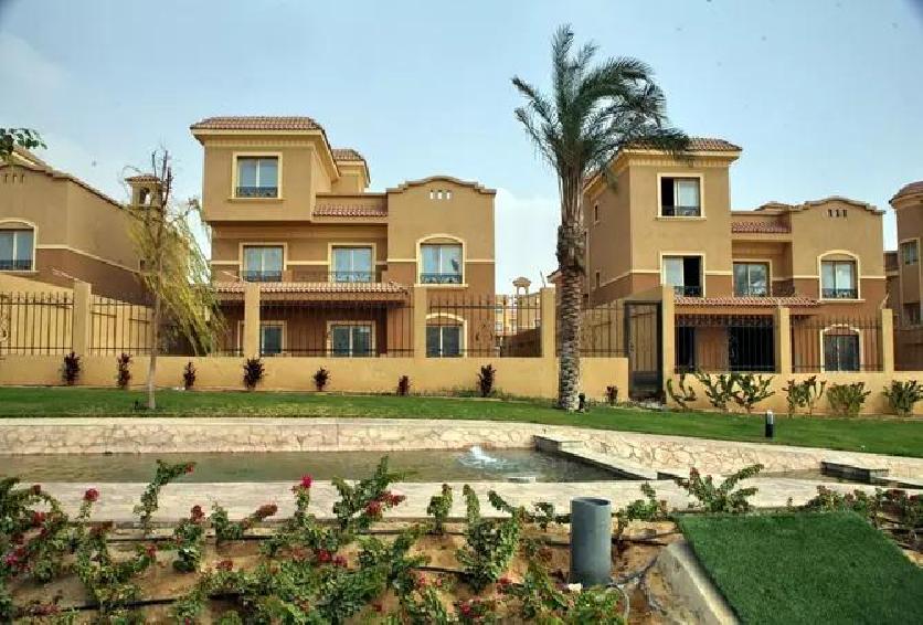 Villa in Les Rois, New Cairo For Sale.............