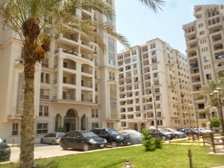 200m Apartment For Sale in Compound El Baron......