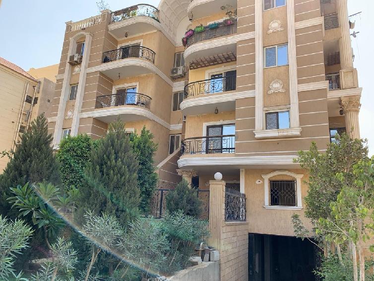 Apartment 160 m in West Arabella New Cairo........