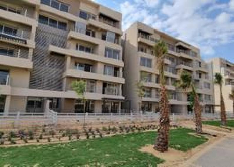 capital gardens , prime location flat for sale